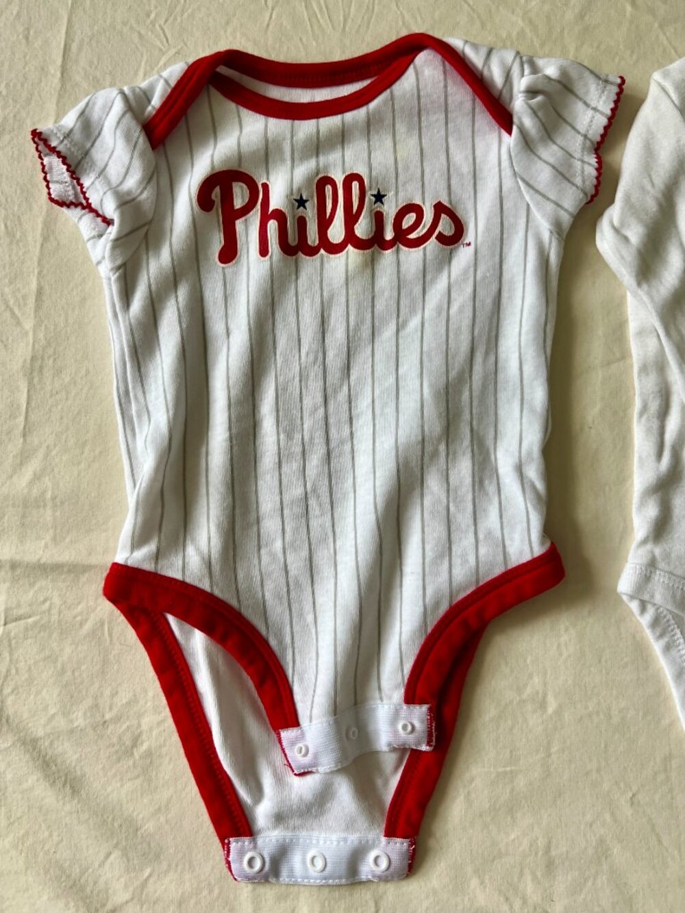 Philadelphia Phillies Onesie 3/6month